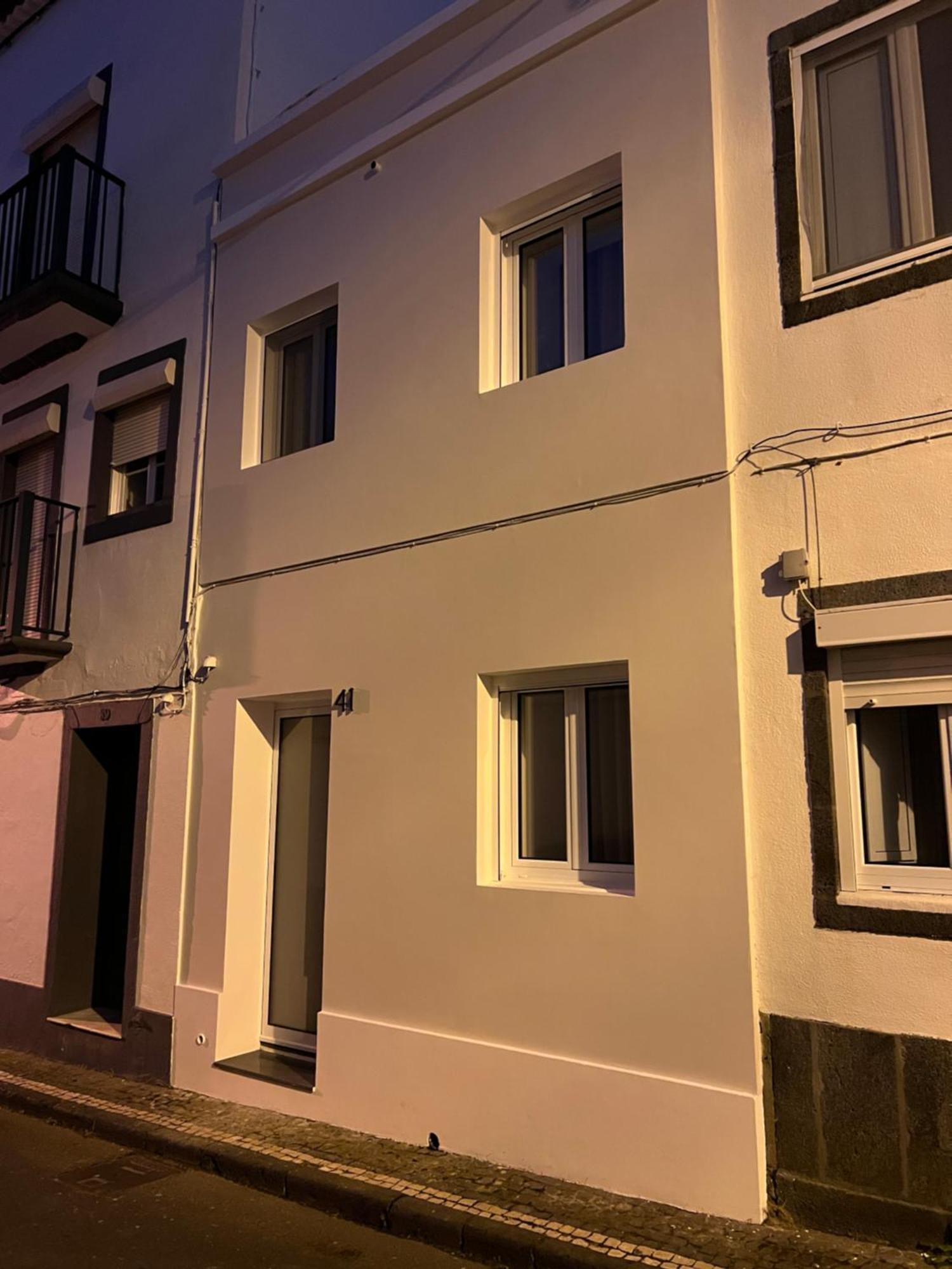 Urban 41 Guest House Πόντα Ντελγκάντα Εξωτερικό φωτογραφία